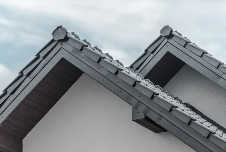Habillage sous toiture aluminium, Bourgoin-Jallieu, Monsieur Etienne FERRET